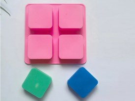 Molde silicona 4 cuadraados grandes 